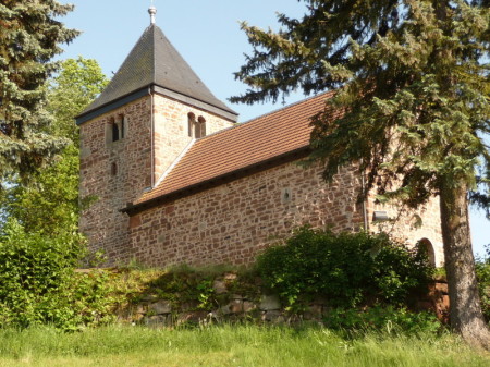 Natursteinfassade nach Befund saniert